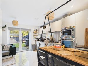 Photo 8- click for photo gallery